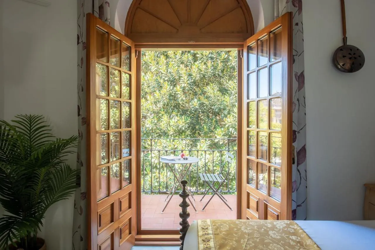 Holiday home Hommyhome Museo 1925 Seville Spain